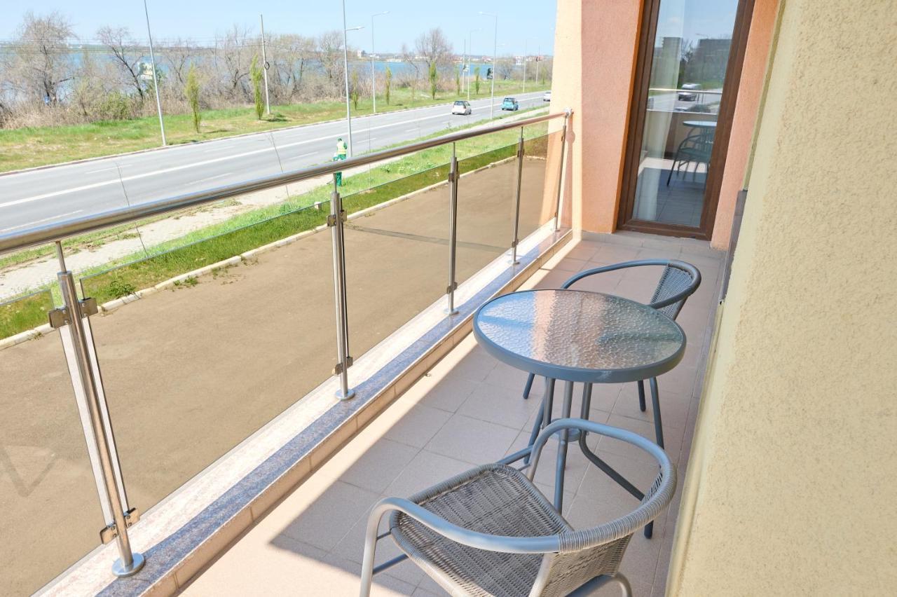 La Vida Loca Apartment Summerland Mamaia Eksteriør bilde